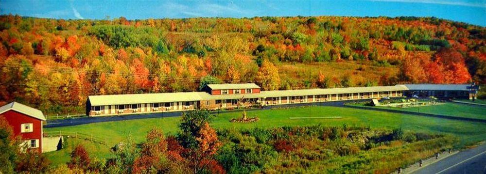 Ladd Brook Inn Pownal Exterior foto